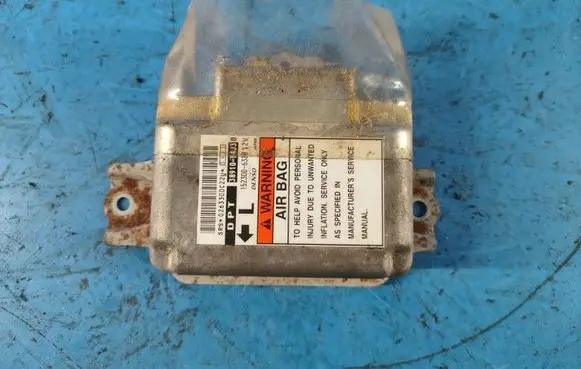 Suzuki XL7 I Airbag control unit/module 3891054J30