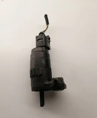 Volkswagen Golf VII Windscreen/windshield washer pump 1K6955651 80942359