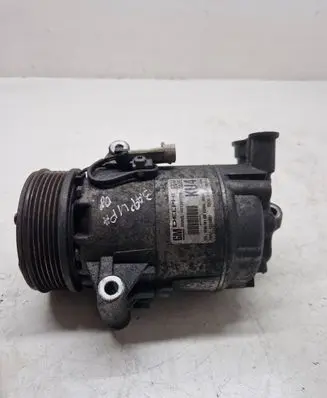 Opel Zafira B Air conditioning (A/C) compressor (pump) 13318697 401361739