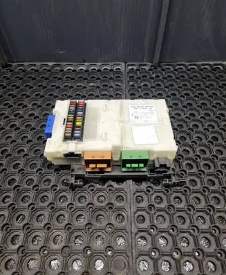 Ford Mondeo MK IV Fuse module 7G9T14A073DD LTQF01125TP