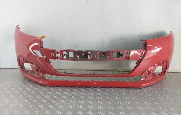 Peugeot 208 Front bumper 9810513777 1688748X