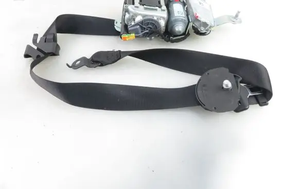 Mercedes-Benz E W212 Front seatbelt 610035800C