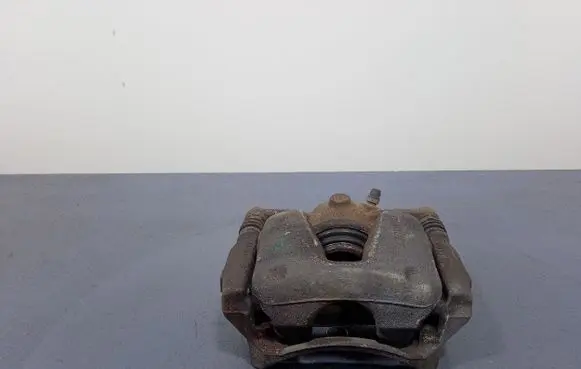 Renault Megane I Front brake caliper 3330C