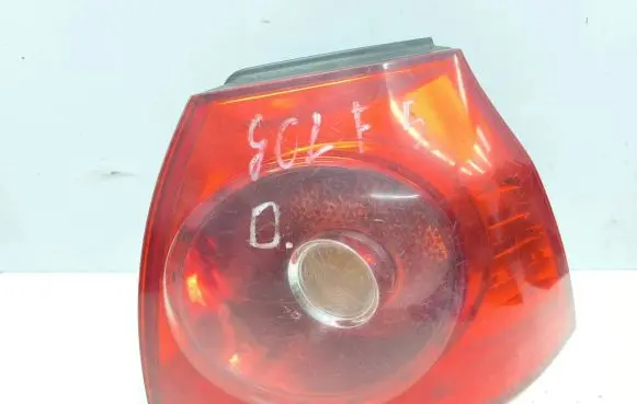Volkswagen Golf V Rear/tail lights 1K6945096E 00718914 028490202B