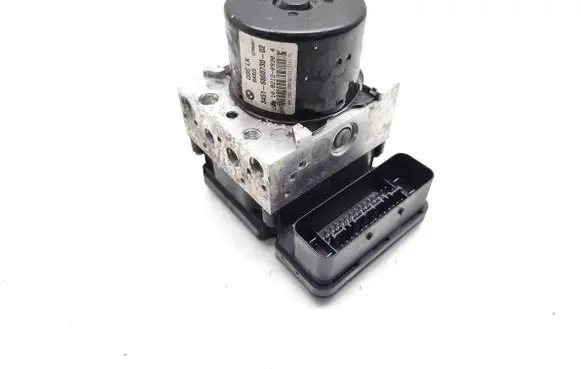 BMW 1 F20 F21 ABS Pump 6860730 10.0212-0930.4 10.0962-0828.3