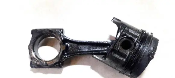 Opel Corsa B Piston with connecting rod