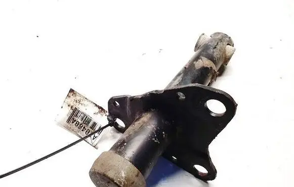 Audi A4 S4 B5 8D Front bumper mounting bracket 8d0807134a