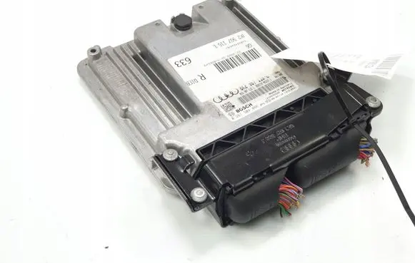Audi A5 8T 8F Engine control unit/module ECU 8K2907115L