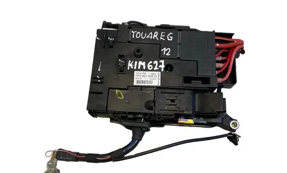 Volkswagen Touareg II Fuse module 7P0937548G 295670