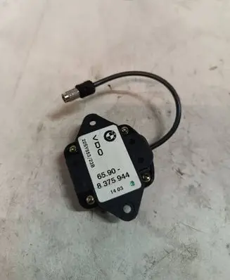 BMW 3 E46 Aerial GPS antenna 8375944