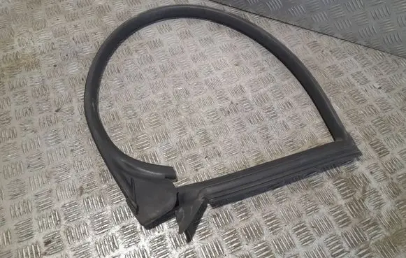 Audi A5 8T 8F Rubber seal front coupe door 8T0845353