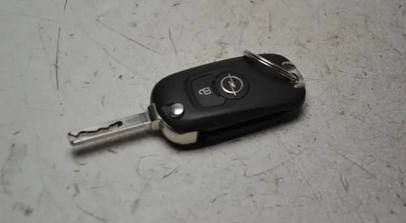 Opel Insignia B Ignition key/card 1F25