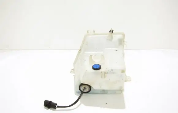 Hyundai Santa Fe Windshield washer fluid reservoir/tank 986102B600