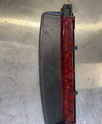 Audi A6 S6 C6 4F Third/center stoplight 4F5945097