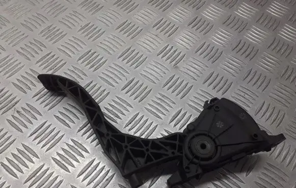Volkswagen Polo IV 9N3 Accelerator pedal position sensor 6Q1721503C