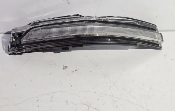 KIA Sportage Mirror indicator light 87614R2000