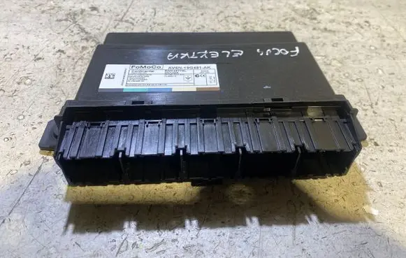 Ford Focus Comfort/convenience module AV6N19G481AK 5WK49778L TA2006115