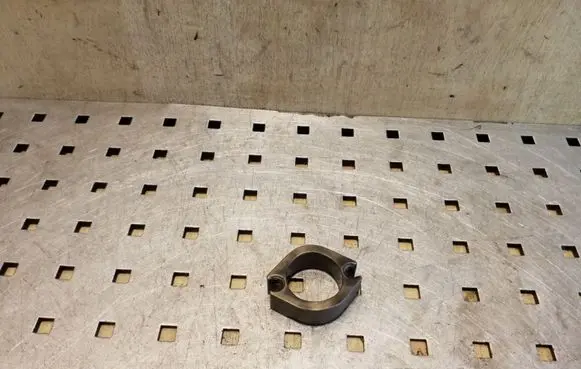 Subaru Outback Fuel Injector clamp holder
