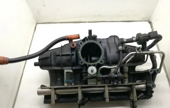 Volkswagen Eos Intake manifold 06133185 06F133317L