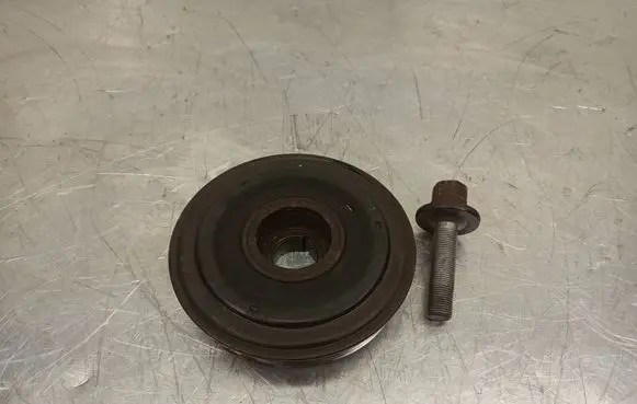 Hyundai i30 Crankshaft pulley kolopsowe