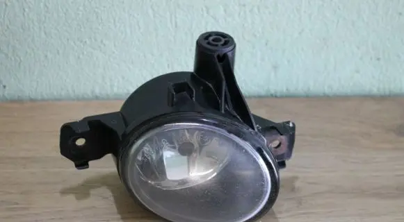 BMW 1 E81 E87 Front fog light 7181288
