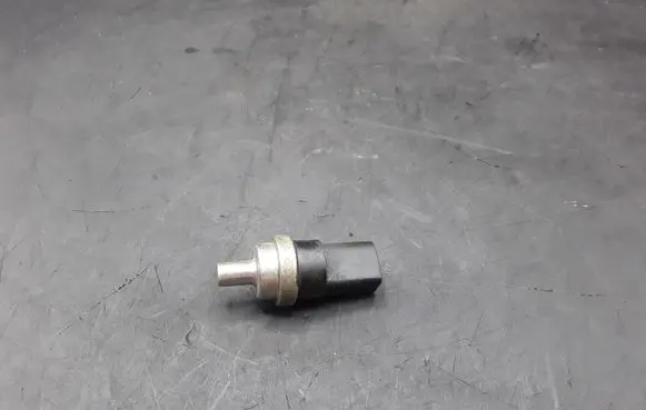Audi A4 S4 B5 8D Coolant level sensor 269415