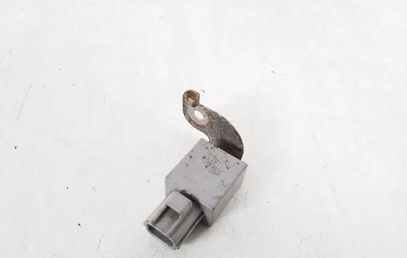 Toyota Auris 150 Sensor 90980-04196