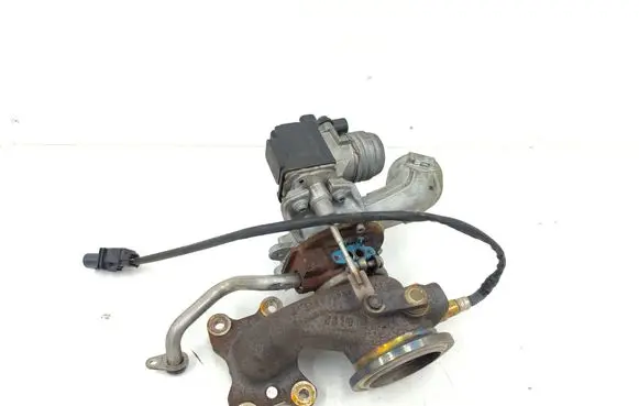 Volkswagen Jetta VI Turbo 04E145725 04E145725S