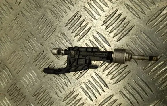 BMW X3M F97 Fuel injector 8671991