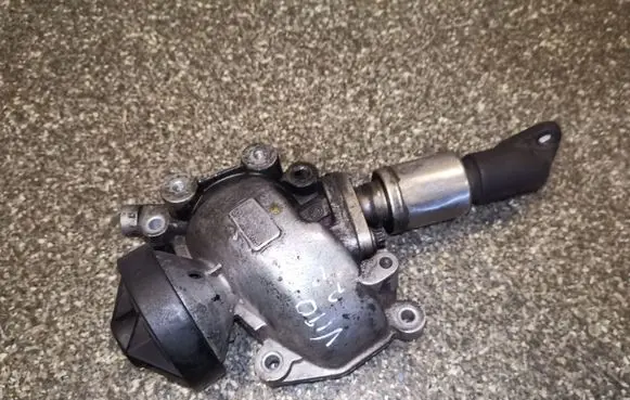 Mercedes-Benz Vito Viano W639 EGR valve A6110900354