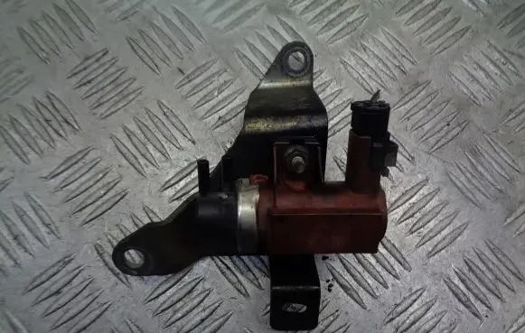 Citroen C4 I Vacuum valve 9652570480