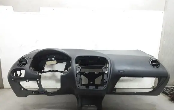 Seat Toledo III (5P) Dashboard 5P0857067
