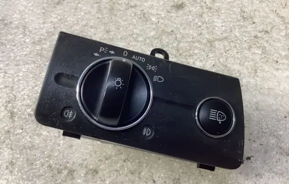 Mercedes-Benz E W211 Light switch 2115450104 04056035
