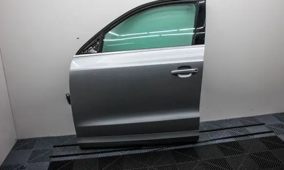 Audi Q3 8U Front door 8U0831311C
