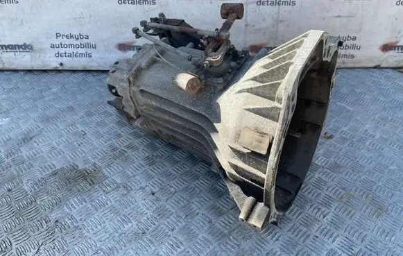 Iveco Daily 35 - 40.10 Manual 5 speed gearbox 8872447