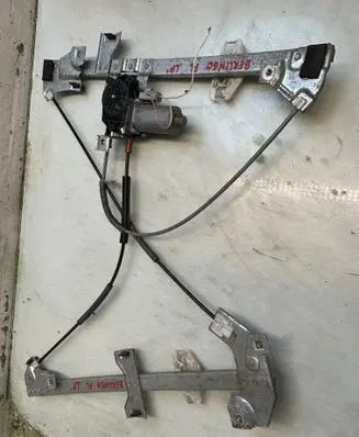Citroen Berlingo Front door window regulator with motor 2345