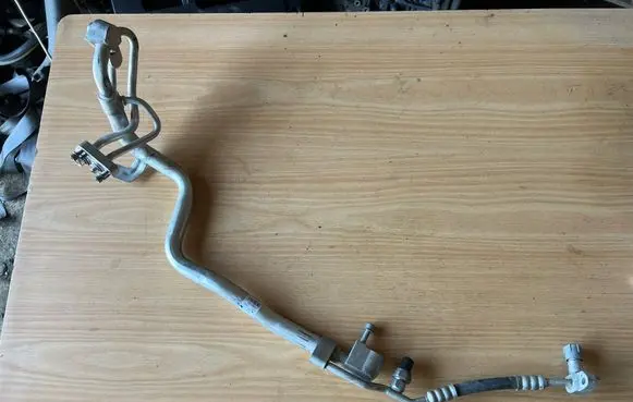 BMW 5 G30 G31 G38 Air conditioning (A/C) pipe/hose 9324798 6453