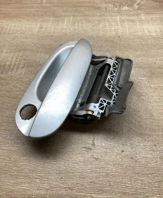 BMW 5 E39 Front door exterior handle