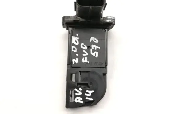 Toyota Avensis T270 Mass air flow meter 2220426010