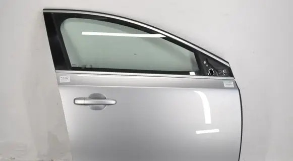 Volvo V40 Front door 