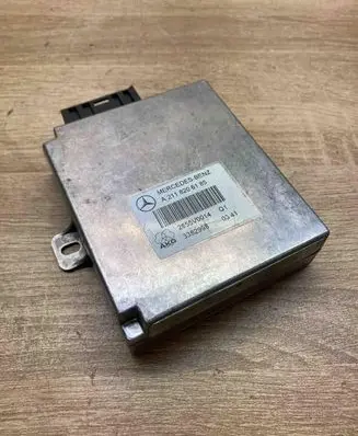 Mercedes-Benz E W211 Airbag control unit/module A2118206185 2855V0014