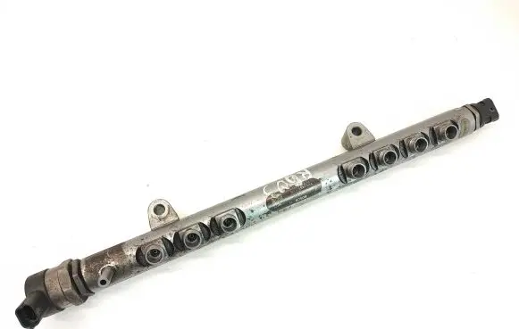 Volvo V60 Fuel main line pipe 30777759 0445215025 894358