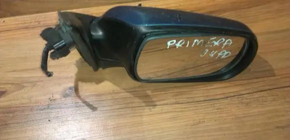 Nissan Primera Front door electric wing mirror e6019342