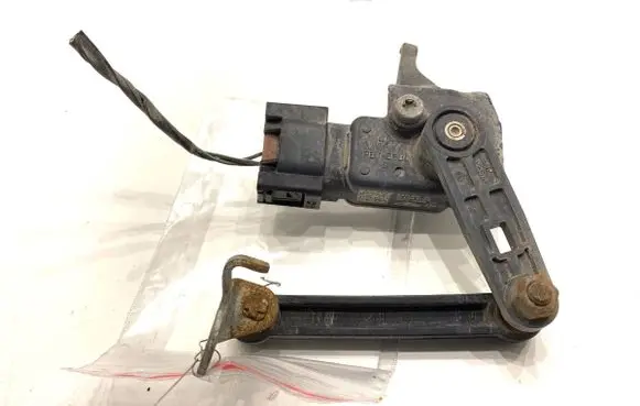 BMW X1 F48 F49 Headlight/headlamp level sensor 6870200