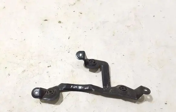 BMW X6 G06 Air filter cleaner box bracket assembly 8689761