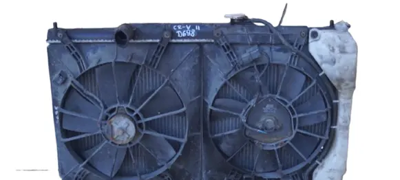 Honda CR-V Coolant radiator
