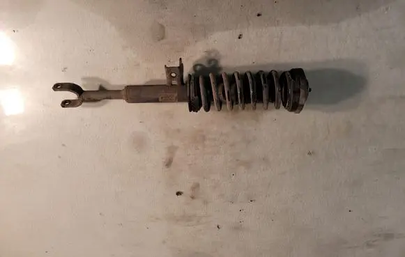 BMW 5 GT F07 Front shock absorber with coil spring 6795446