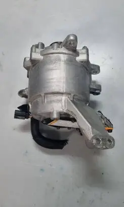 KIA Sportage Generator/alternator 373902M900 37390-2M900 M211022C81S