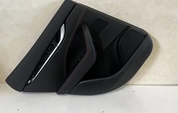 Maserati Levante Rear door card panel trim 6700476490