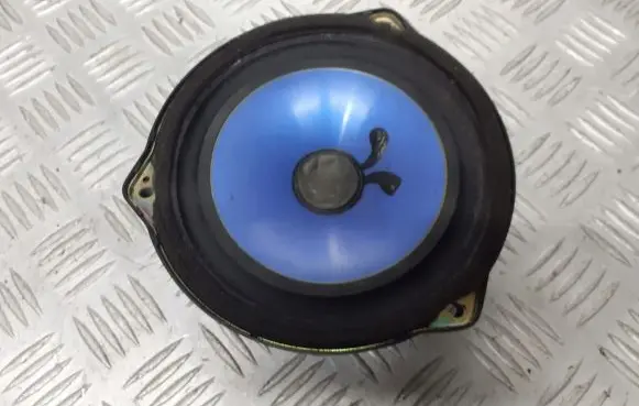KIA Carens II Front door speaker OK2FB66960